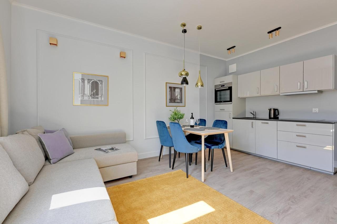 Dom&house - Kameralnie Estate Apartment